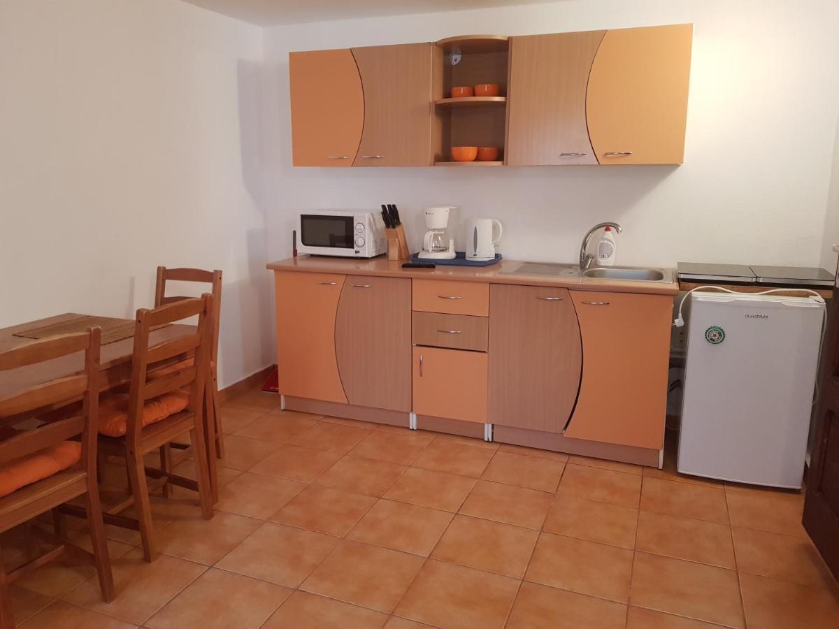 Casutele Intim Villa Costinesti Luaran gambar
